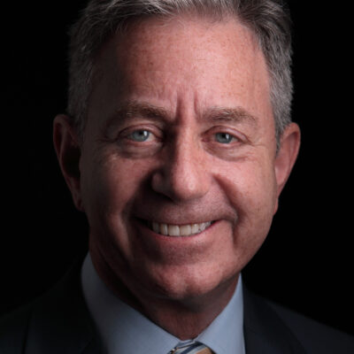 Head shot of Michael Steinberg