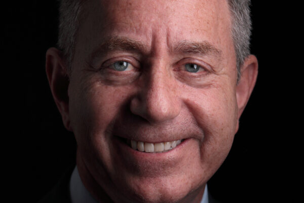 Head shot of Michael Steinberg