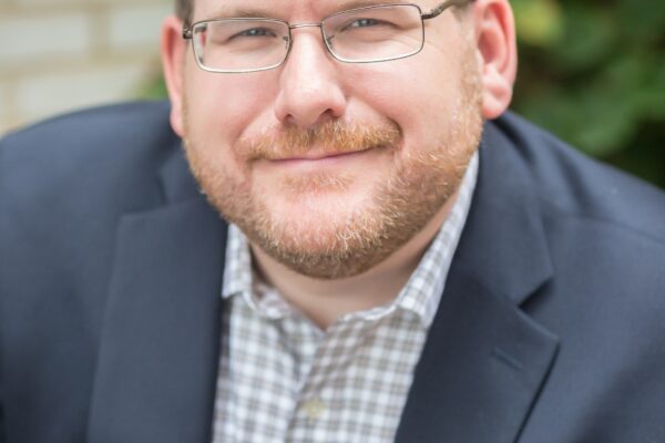 Head shot of Dave Noble