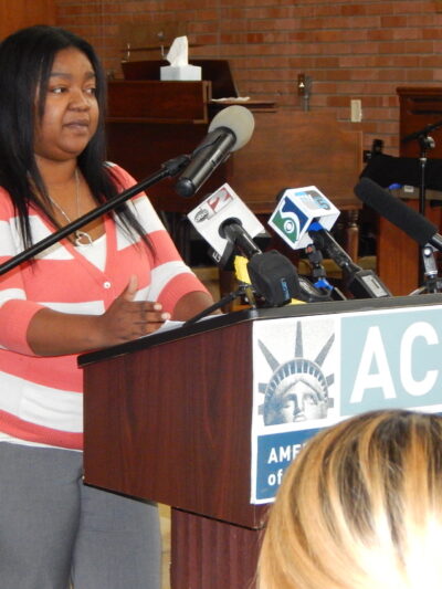 Jeree Brown speaking at Saints of God Church