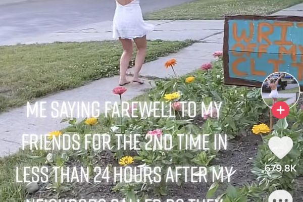 Amanda Carravallah tik-tok