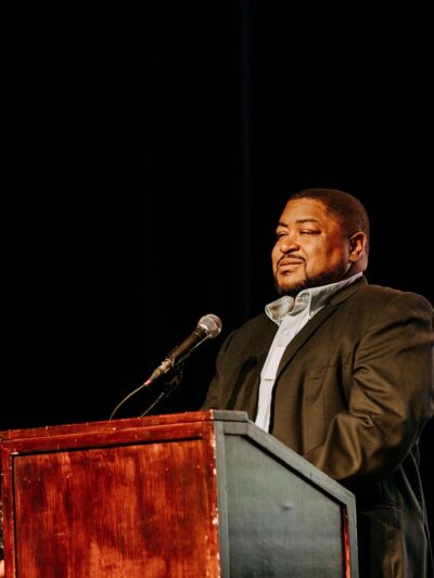 Robert Williams podium