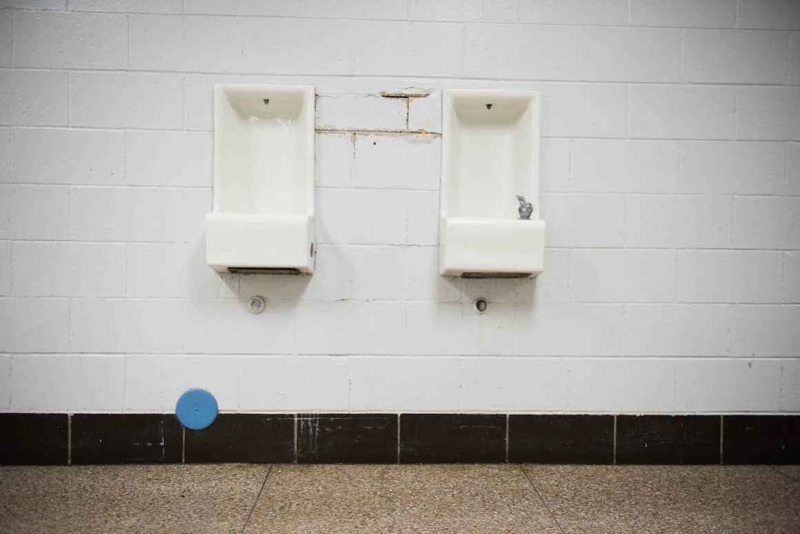 A school of nearly 400 students (600 at one time), has only 5 drinking fountains--one of which is broken. When the weather heats up, this can cause long lines, and detract from class time.